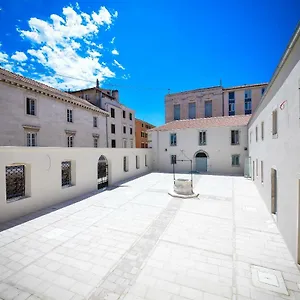 https://apartment-and-room-soul-of-dalmatia.hotelinzadar.com