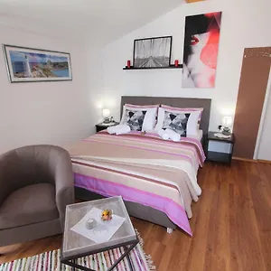 https://apartments-matosevic-rovinj.in-istria.net